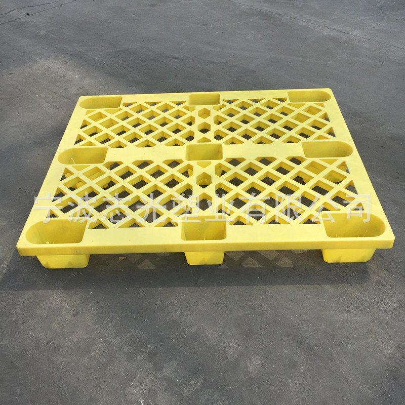 九孔玻璃钢托盘液压机(图4) 九孔玻璃钢托盘液压机(图4)