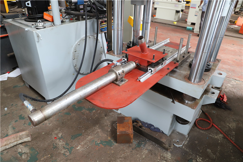 渔网坠成型液压机