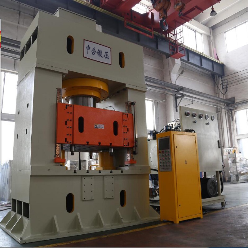 热模段框架液压机(图1)