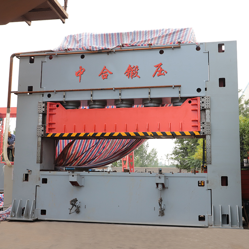 2000吨框架式液压机(图1)