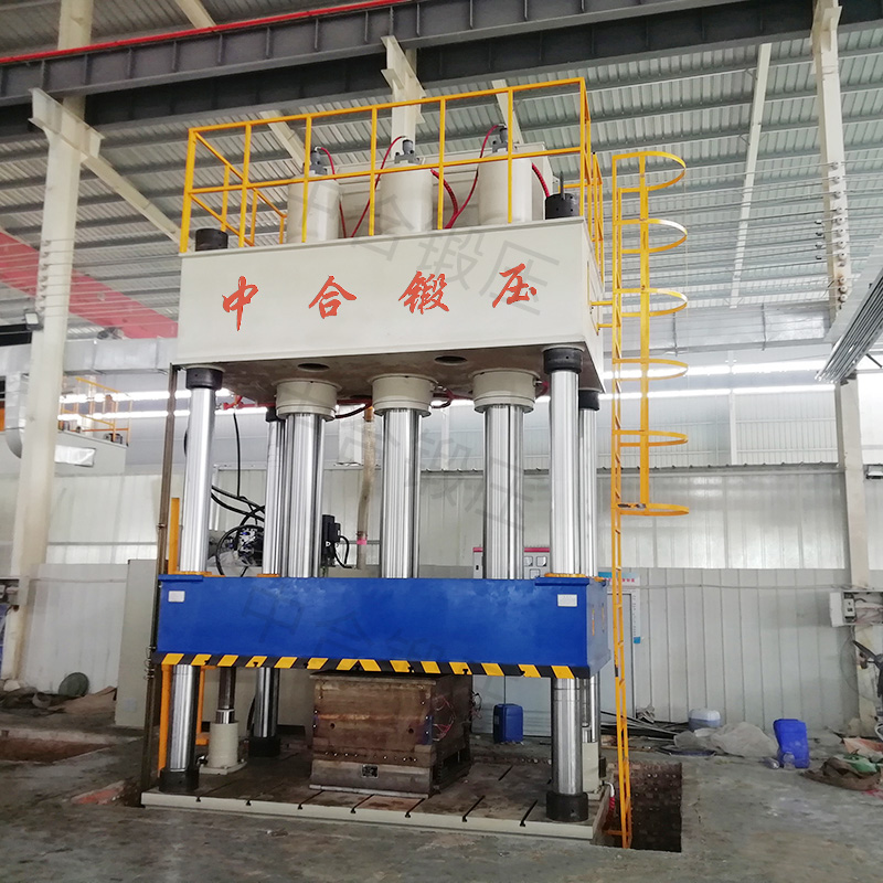 1000吨三梁四柱液压机