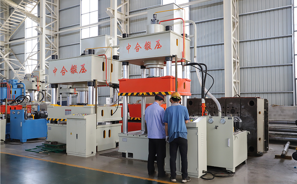 500吨四柱液压机参数及其特点