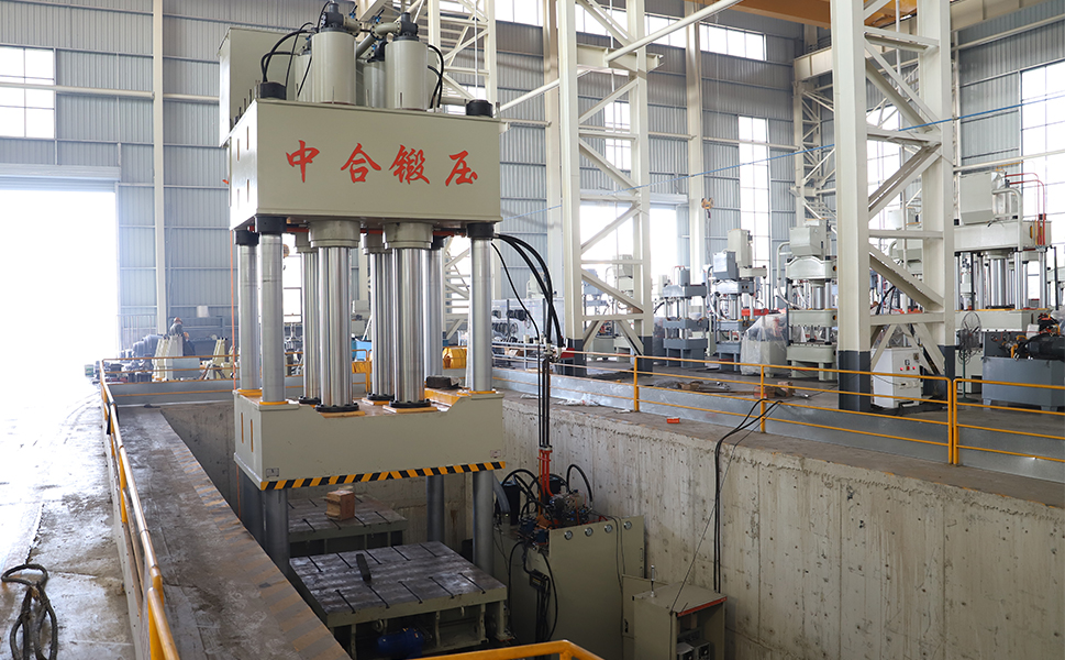 SMC模压工艺_1500吨液压机_复合材料成型设备
