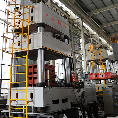 液压垫（多顶杆）拉伸液压机-800吨四柱液压机