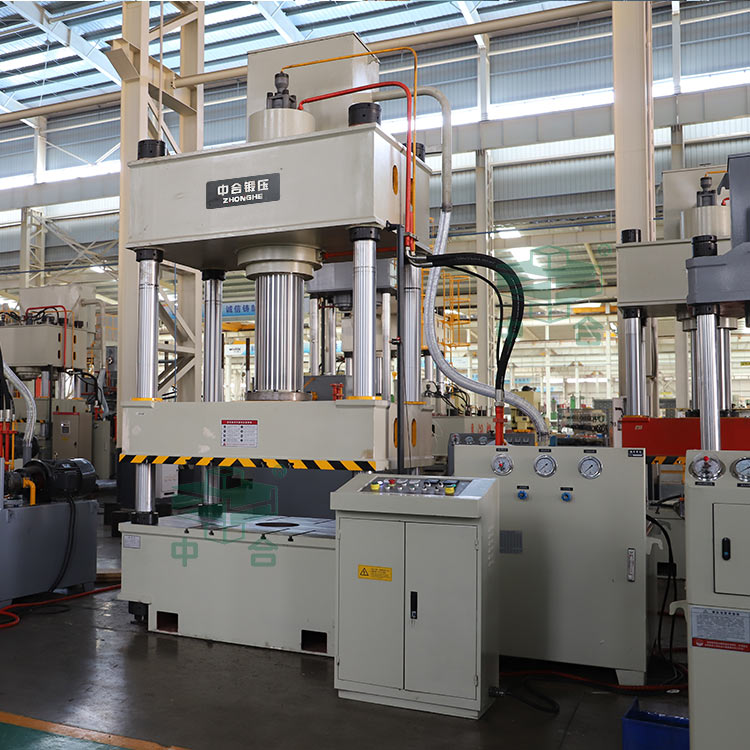 315吨三梁四柱液压机.jpg 315吨三梁四柱液压机.jpg