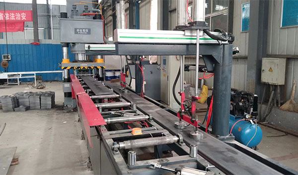 全自动锚杆托盘液压机（500吨四柱液压机）