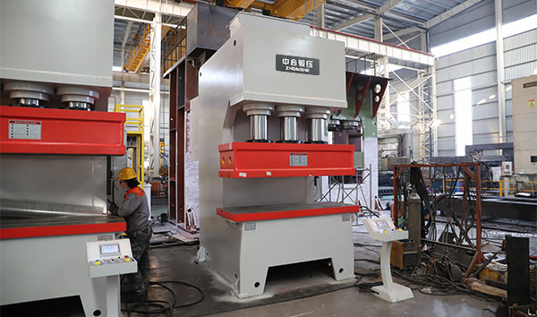 500吨单柱液压机-C型单柱油压机