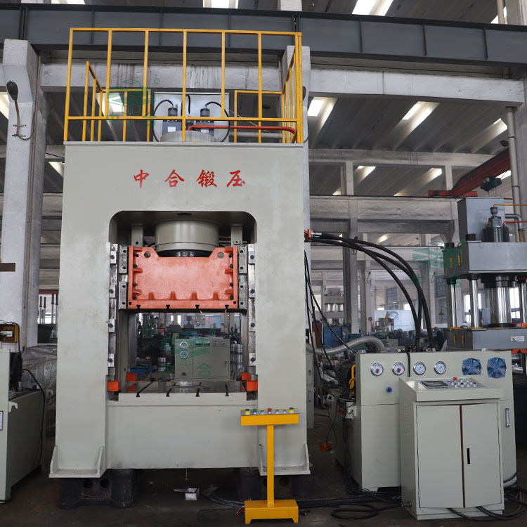 500吨框架式液压机