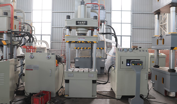 100吨四柱液压机多少钱？