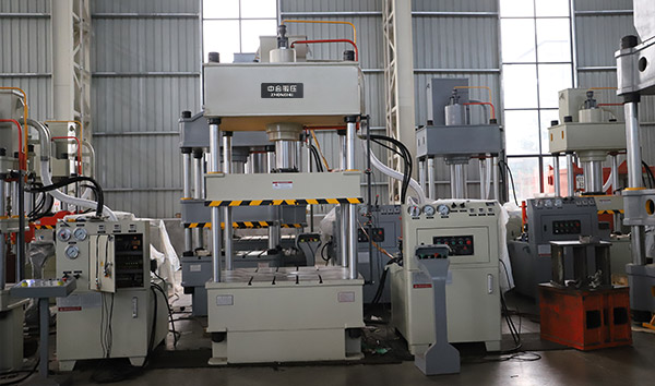 100吨四柱液压机台面1200x1200mm