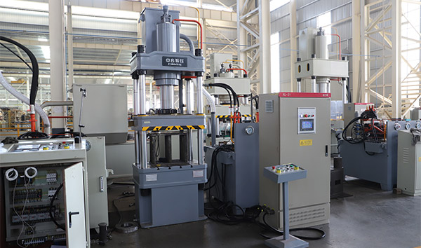 100吨四柱液压机-伺服液压机