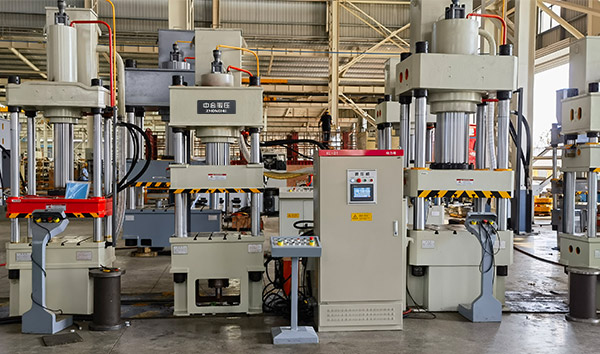 150吨四柱液压机_伺服液压机