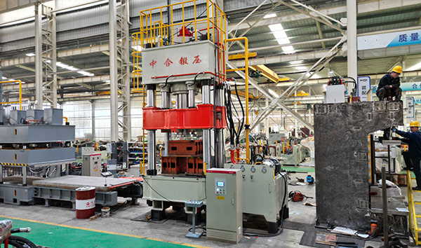 封头拉伸专用液压机_800吨三梁四柱液压机