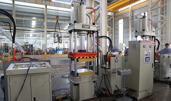 63吨四柱伺服液压机工艺特点