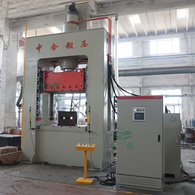 400吨框架式液压机.jpg 400吨框架式液压机.jpg