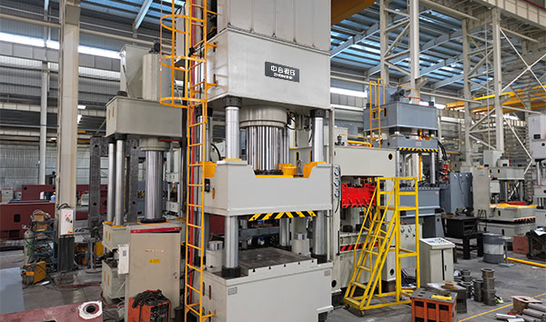 铝合金锻压设备_800吨冷挤压成型液压机