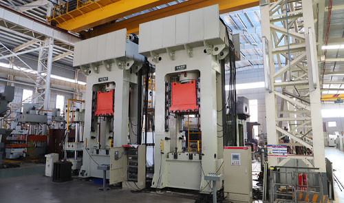 630吨框架式液压机带液压垫-630吨液压机