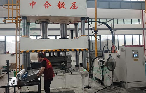 拉伸不锈钢水槽需要多大吨位液压机？