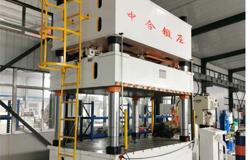 630吨复合材料成型液压机-630吨三梁四柱液压机