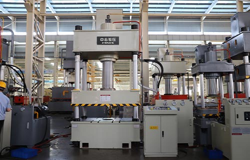 高品质315吨四柱液压机选中合锻压,售后有保障