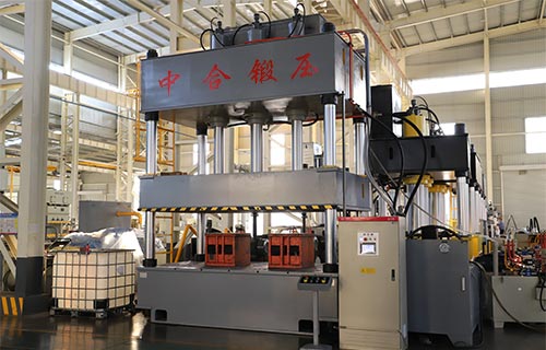 汽车内饰件液压机-伺服315吨三梁四柱液压机