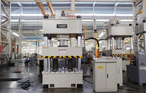 国标315吨四柱液压机自重多少吨？