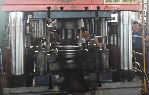 1000吨汽车轮毂冲压成型液压机-1000吨四柱液压机