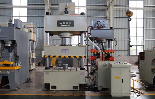 400吨三梁四柱液压机-不锈钢水箱板生产设备