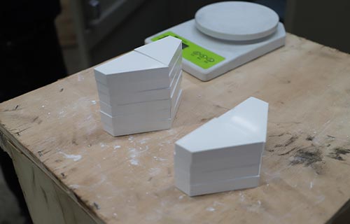 200吨陶瓷防弹插板成型液压机