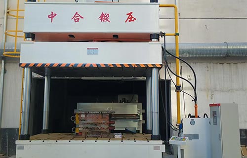 400吨三梁四柱液压机-复合材料模压设备