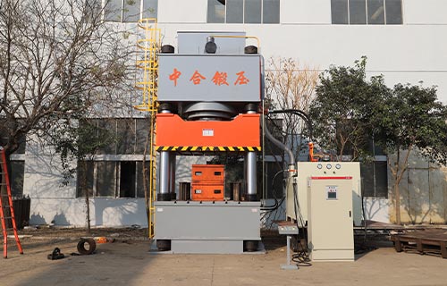 2000吨三梁四柱液压机(油压机)技术参数