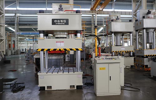 315吨四柱液压机：高效生产与质量保障的利器