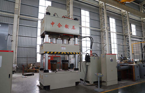 如何选择适合的800吨四柱液压机？