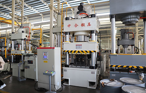 500吨四柱液压机-快速冲压成型设备