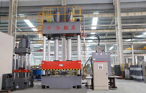 800吨四柱液压机-复合材料模压成型