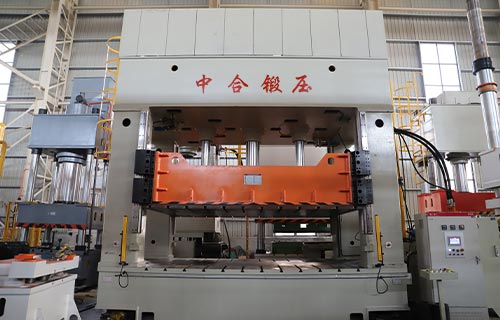 350吨框架式液压机-汽车内饰件成型设备