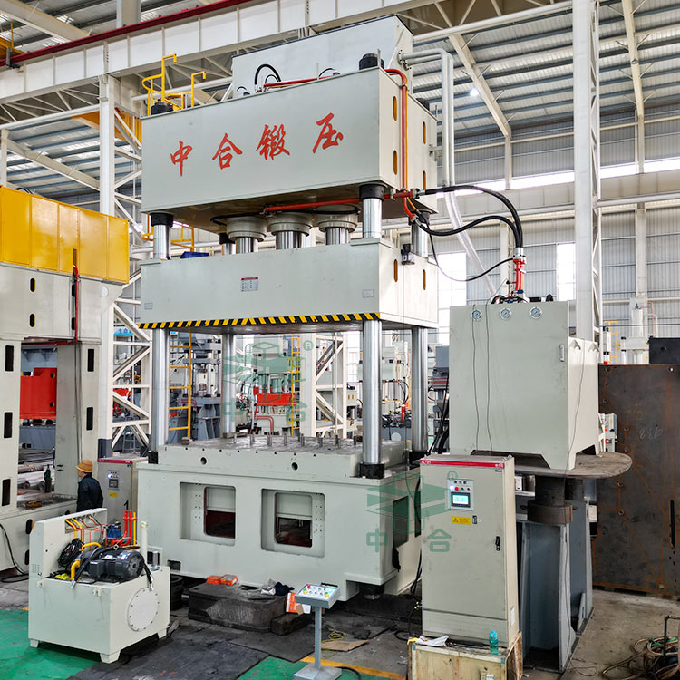 1000吨四柱液压机.jpg 1000吨四柱液压机.jpg