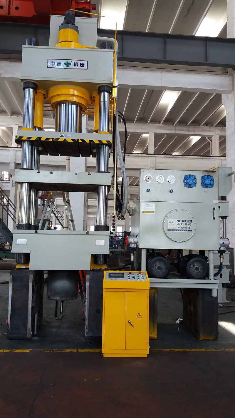 400吨不锈钢水箱拉伸液压机(图4)