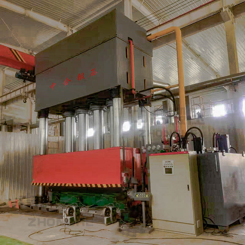 卡车导流罩生产设备_2500吨四柱液压机_玻璃钢成型液压机(图1) 卡车导流罩生产设备_2500吨四柱液压机_玻璃钢成型液压机(图1)