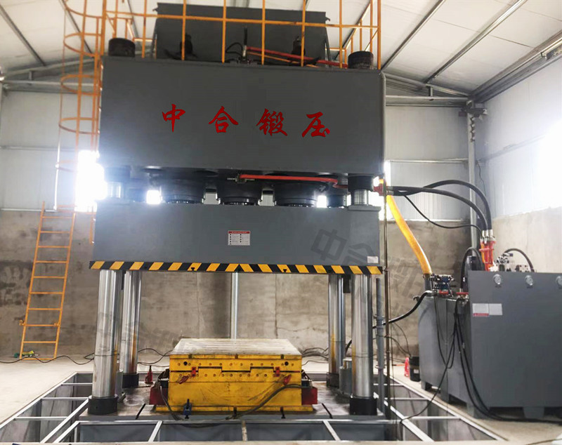 复合材料成型油压机_1500吨汽车覆盖件模压机设备_伺服油压机(图1)