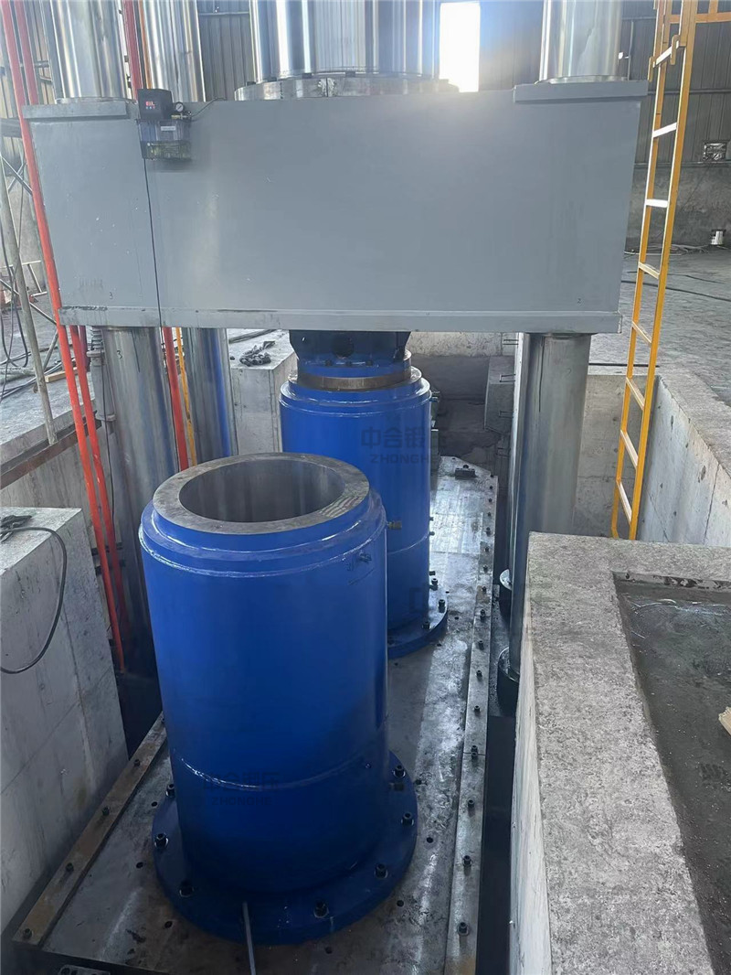 2000吨四柱液压机