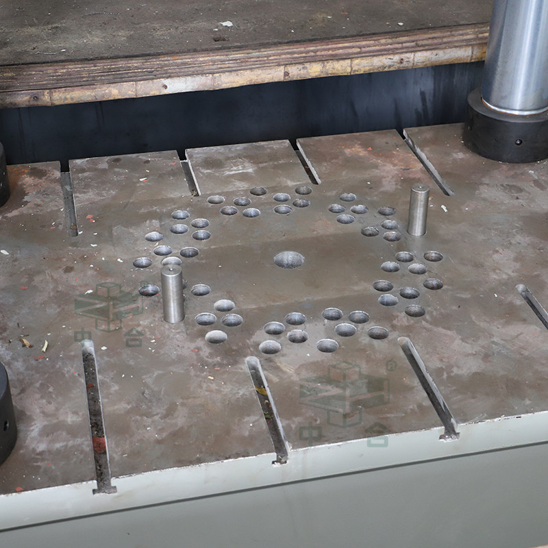 不锈钢蒸煮锅/桶生产设备-800吨四柱液压机-不锈钢拉伸成型(图4)