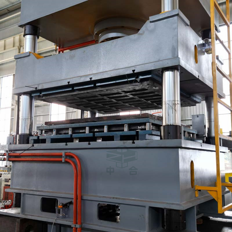 630吨四柱液压机