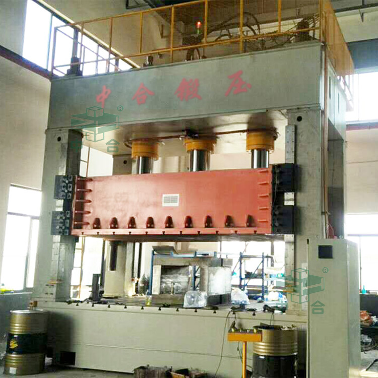 800吨框架式液压机